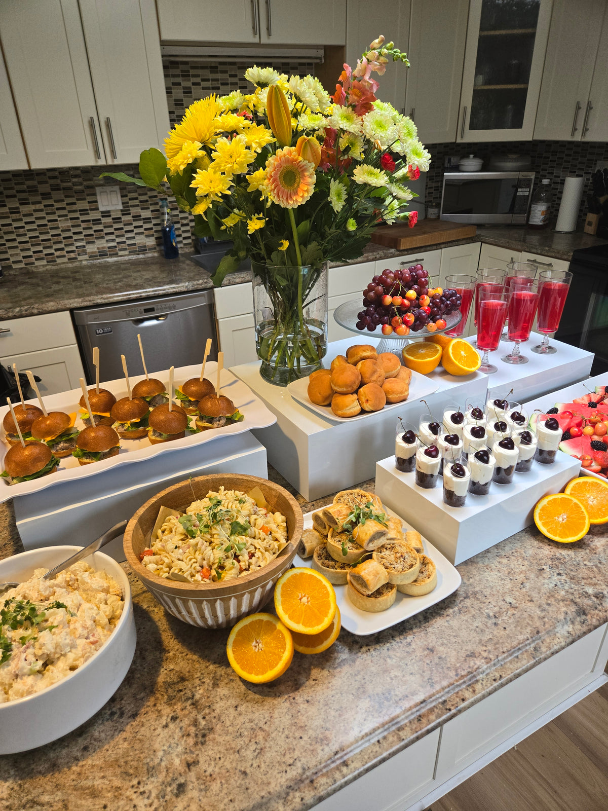 Mike's Modern Birthday, Fingerfood Menu with Dessert